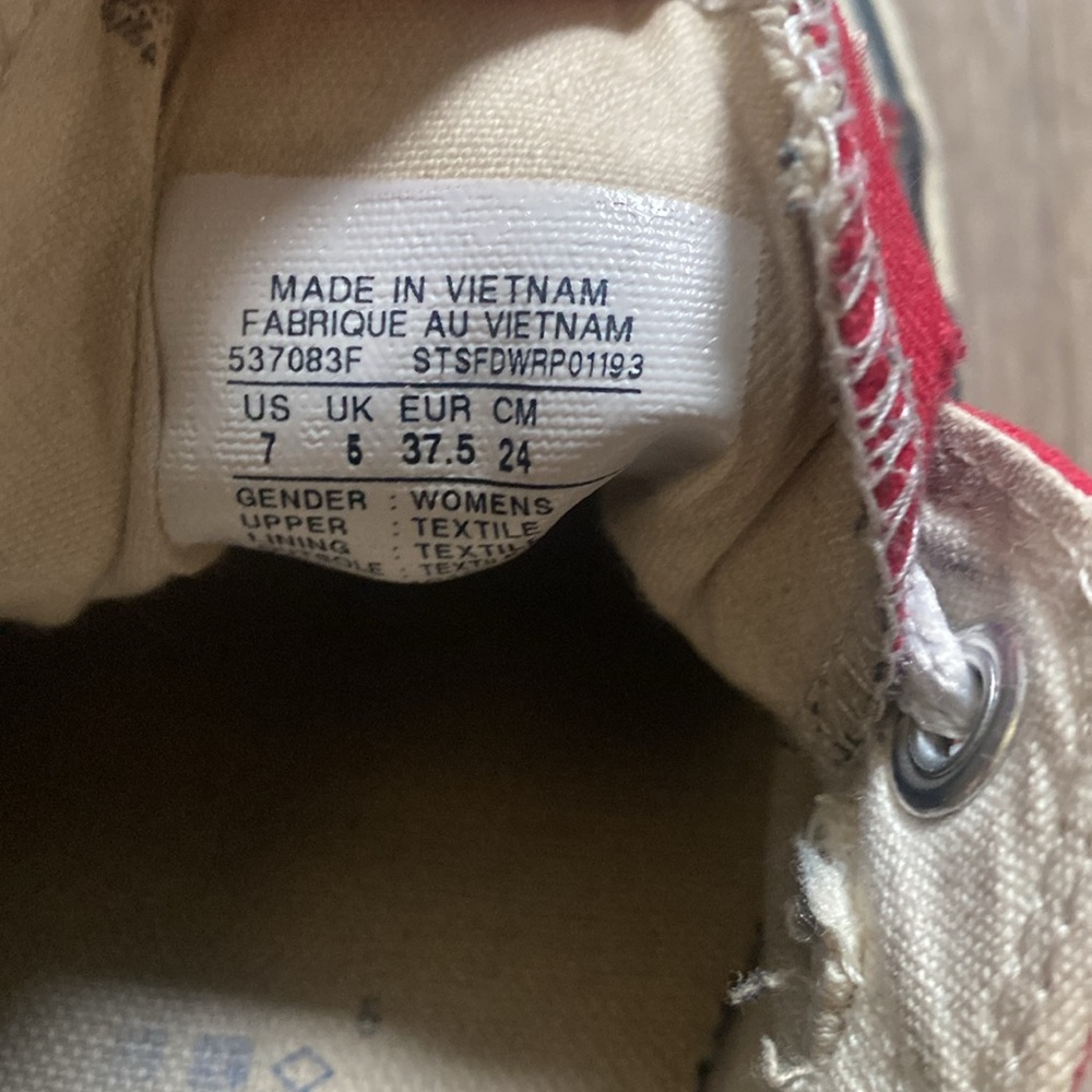 Converse - Picture 5 of 5